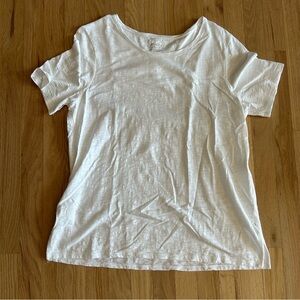 Chico's The Ultimate White Tee button back size 2 large short sleeve cotton